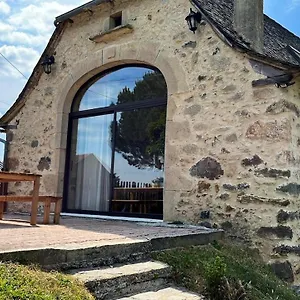 Maison Charmante A Avec Jardin Prive Et Parking.b , Maleville France